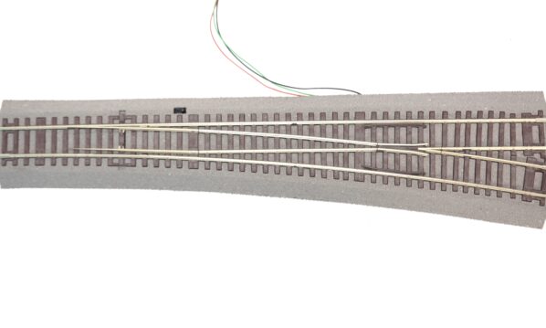 Roco Line 42581 H0 Weiche mit Antrieb rechts Wr10 mit Bettung