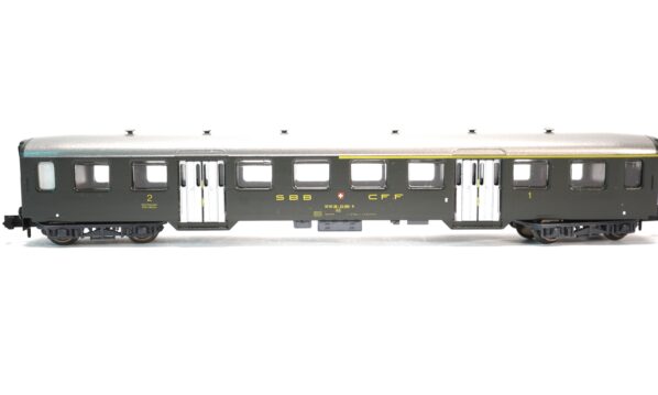 Arnold 3717 N SBB Leichtstahlwagen 1. / 2. Klasse | A1022