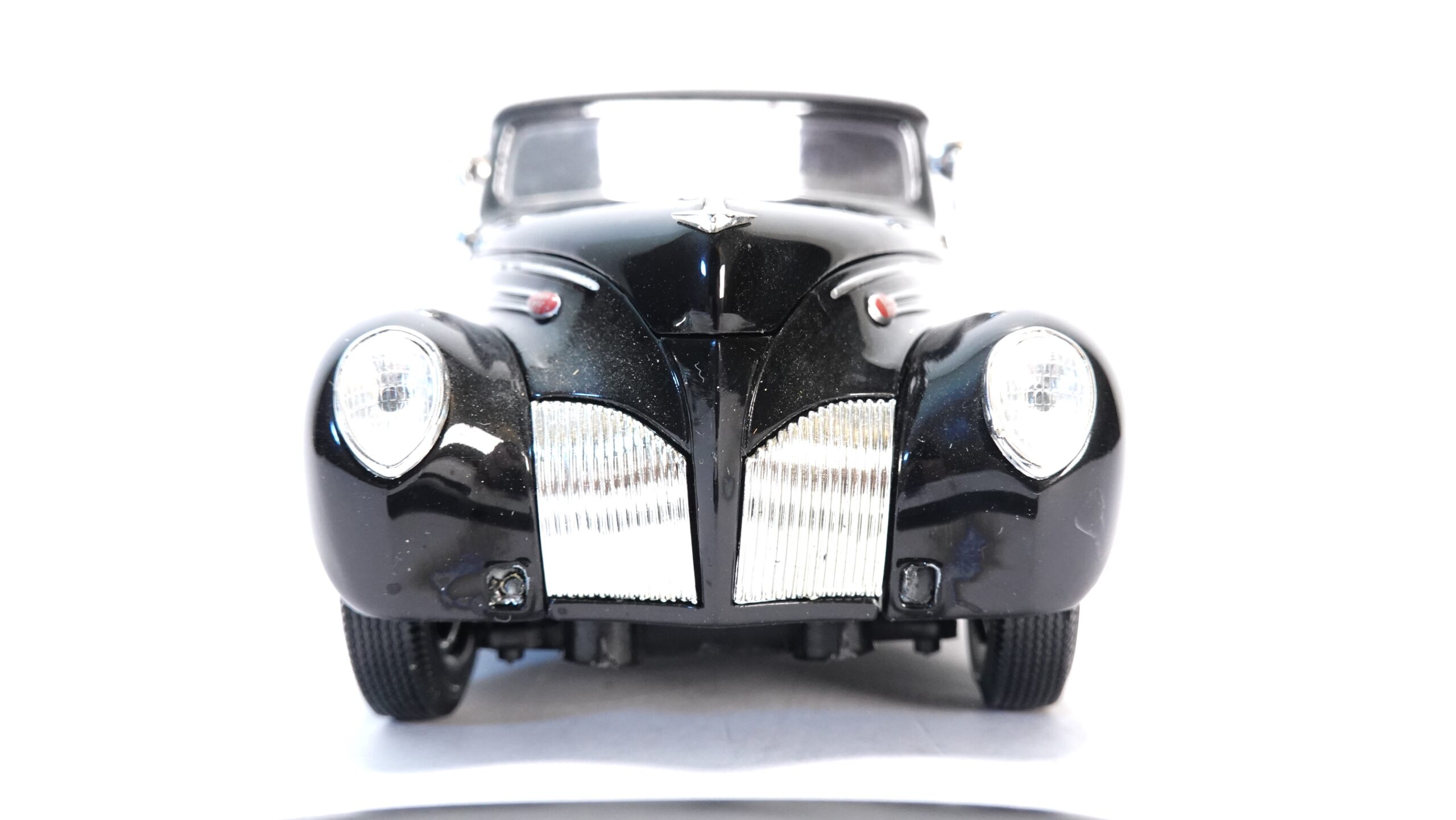 Signature Models 1/32 1939 Lincoln Zephyr Convertible 5 Signature Models 1/32 1939 Lincoln Zephyr Convertible – Bild 5