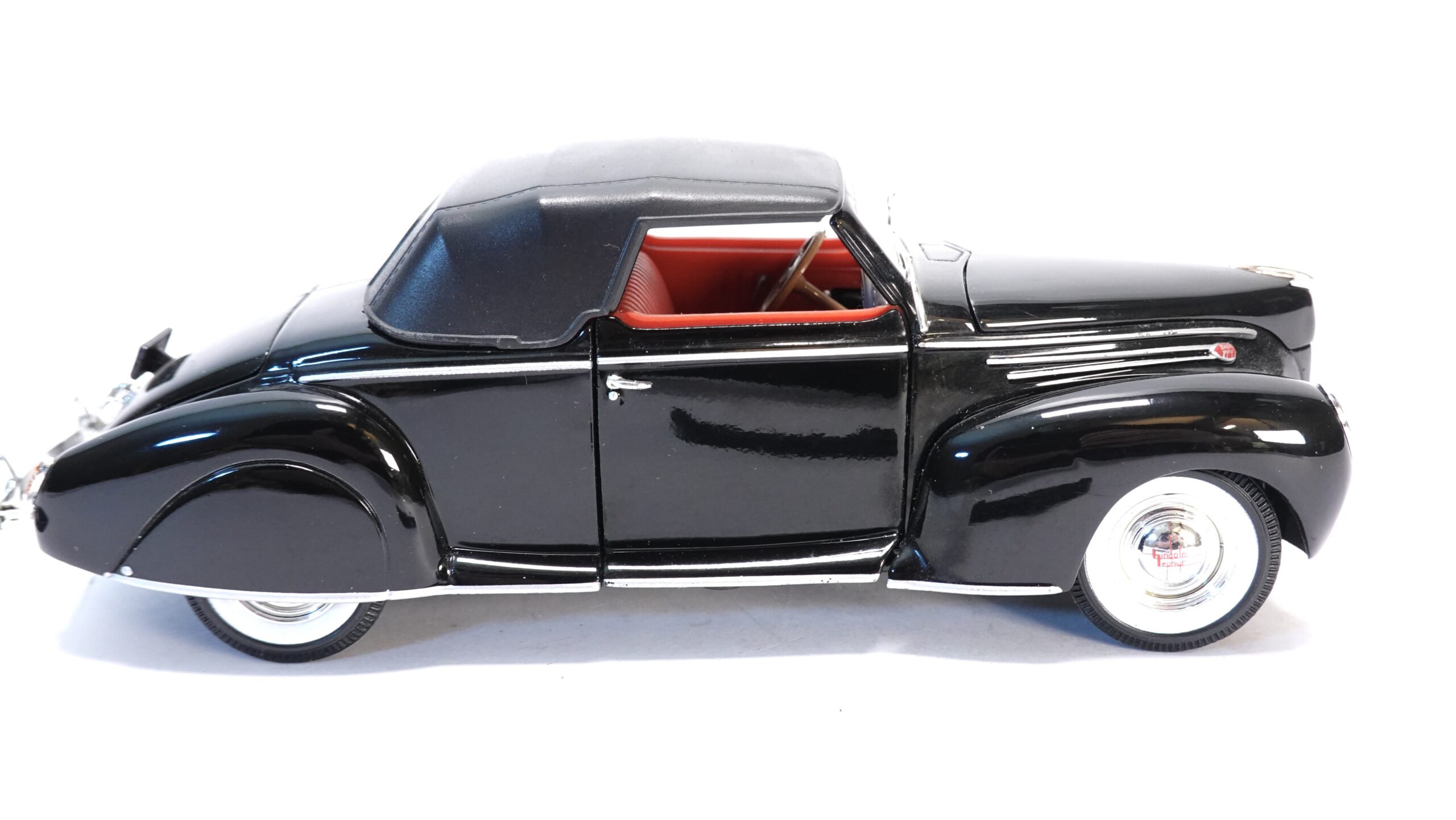 Signature Models 1/32 1939 Lincoln Zephyr Convertible 6 Signature Models 1/32 1939 Lincoln Zephyr Convertible – Bild 6