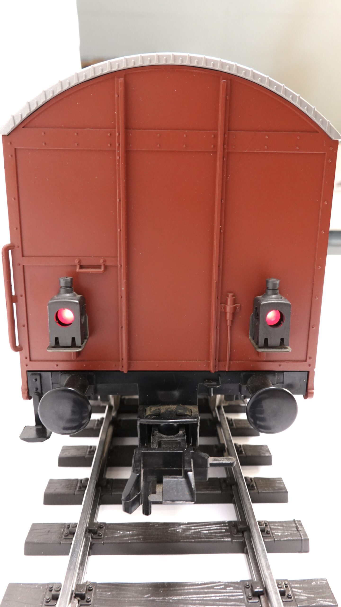 Märklin 58266 1 DB Gedeckter Güterwagen Gls 205 mit Schlussbeleuchtung | A5299 2 Märklin 58266 1 DB Gedeckter Güterwagen Gls 205 mit Schlussbeleuchtung | A5299 – Bild 2