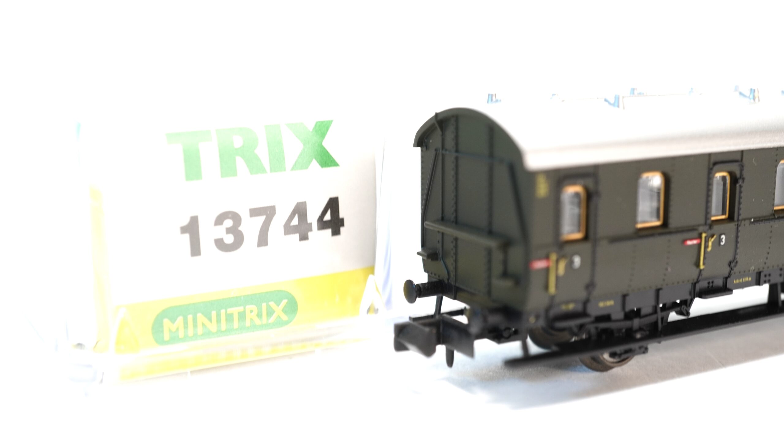 Minitrix 13744 N DRG Personenwagen | A1160 8 Minitrix 13744 N DRG Personenwagen | A1160 – Bild 8