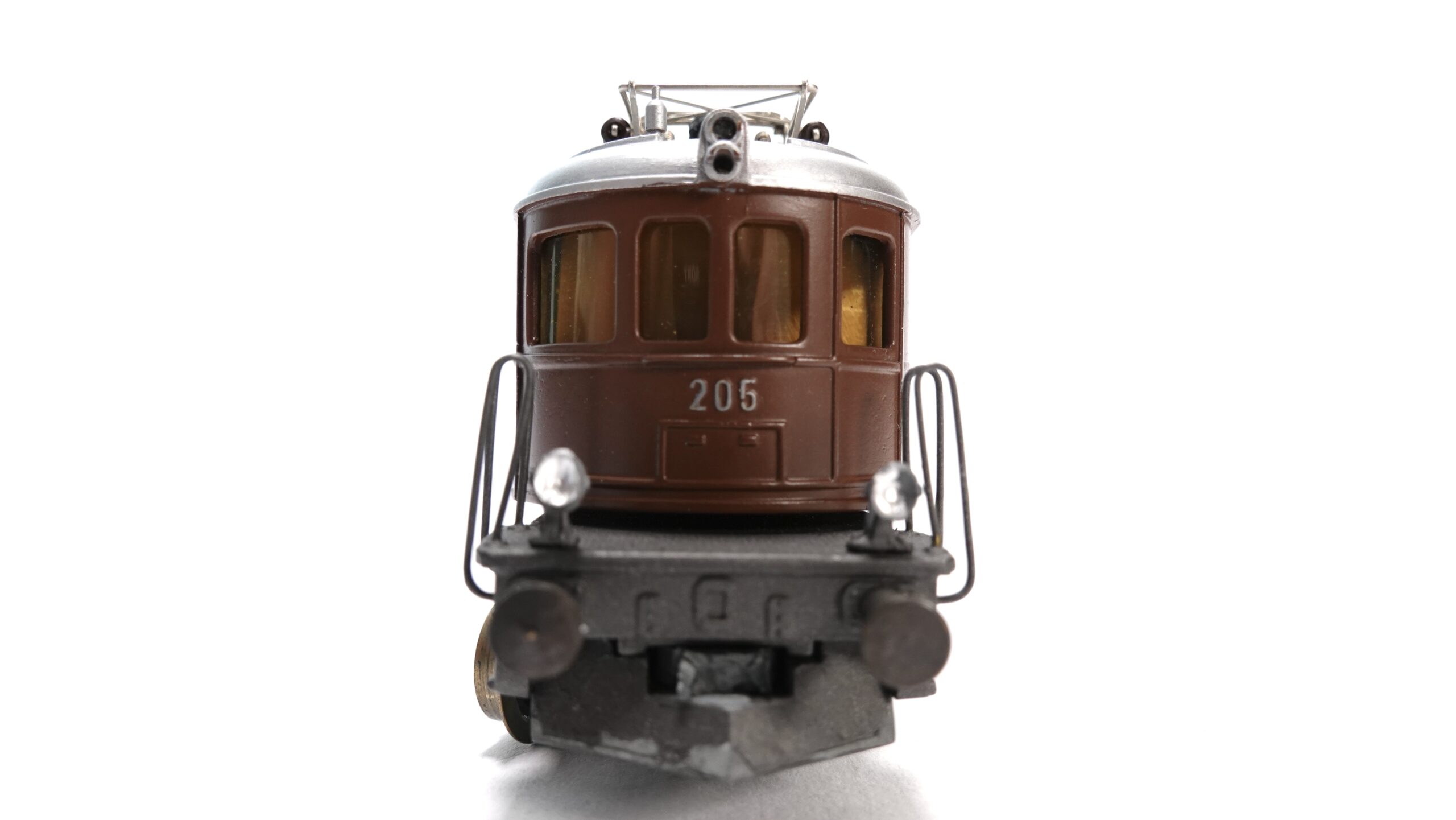 Roxy 10010 H0 BLS Ae 6/8 Elektrolokomotive braun | A1126 5 Roxy 10010 H0 BLS Ae 6/8 Elektrolokomotive braun | A1126 – Bild 5