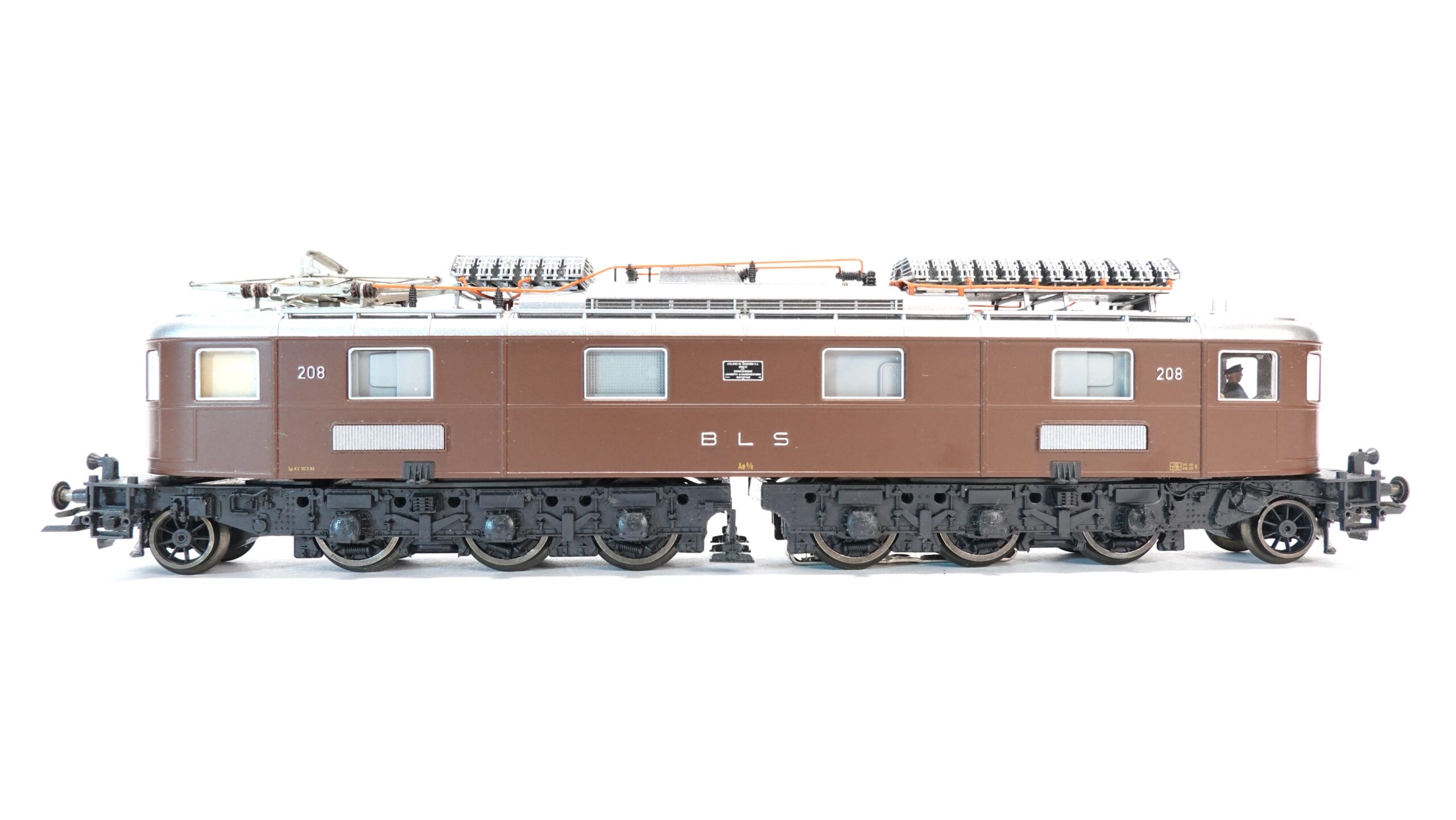 Roco 43952 H0 BLS Ae 6/8 Elektrolokomotive braun | A0721