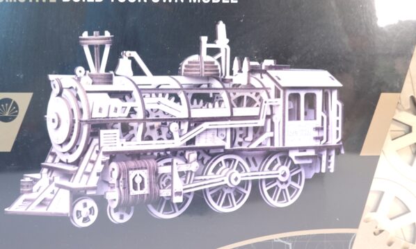 Nature & Découvertes 42004810 Dampflokomotive 3D-Holzbausatz | A5169