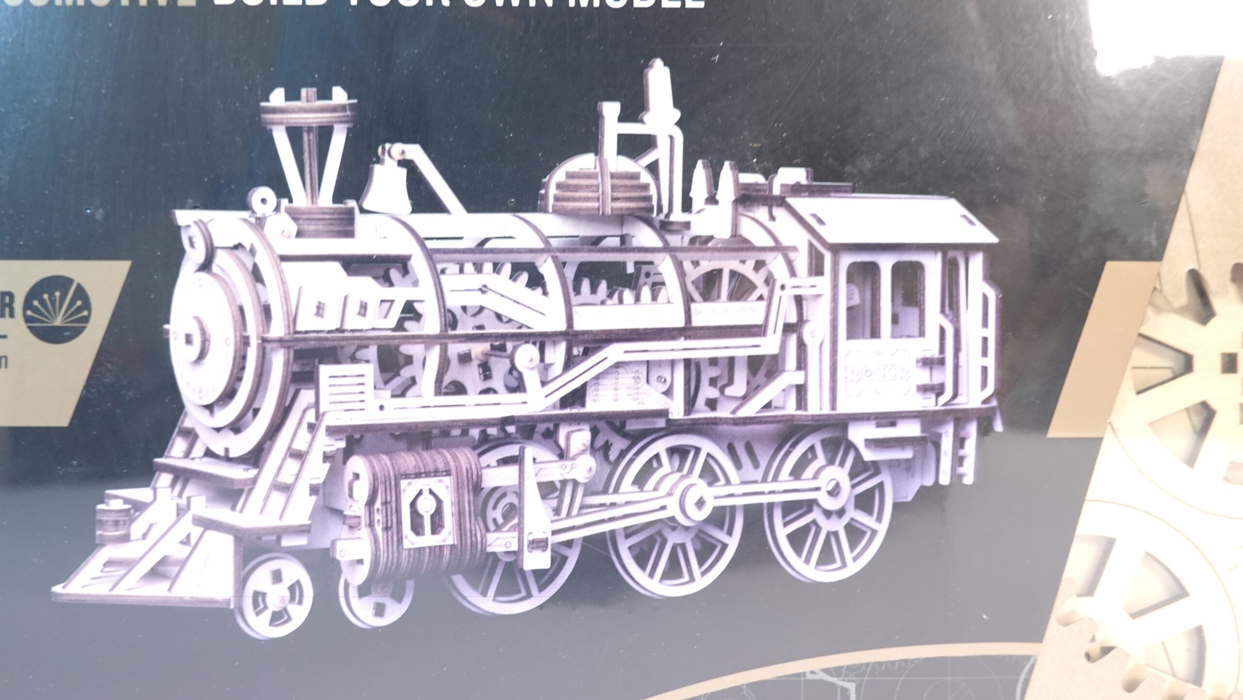 Nature & Découvertes 42004810 Dampflokomotive 3D-Holzbausatz | A5169