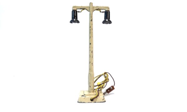 Märklin 448/2 H0 – Zweiarmige Bogenlampe Guss | A1148