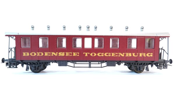Liliput 279 52 H0 BT Personenwagen rot | A1193