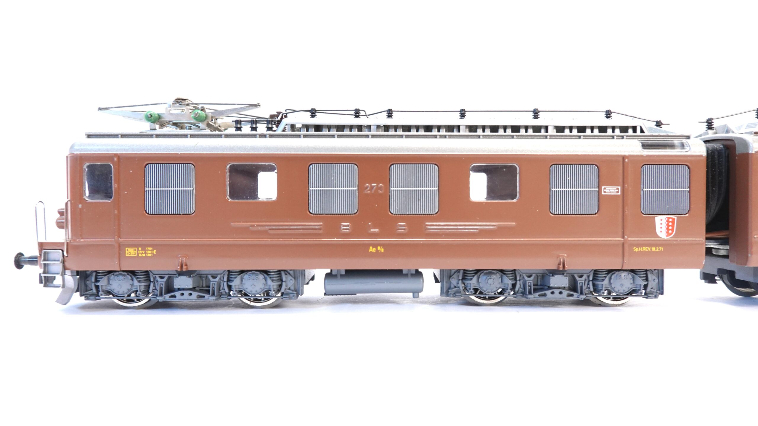 HAG 240 H0 BLS Ae 8/8 273 «Muni», 1-motorig, digital | A1222 3 HAG 240 H0 BLS Ae 8/8 273 «Muni», 1-motorig, digital | A1222 – Bild 3