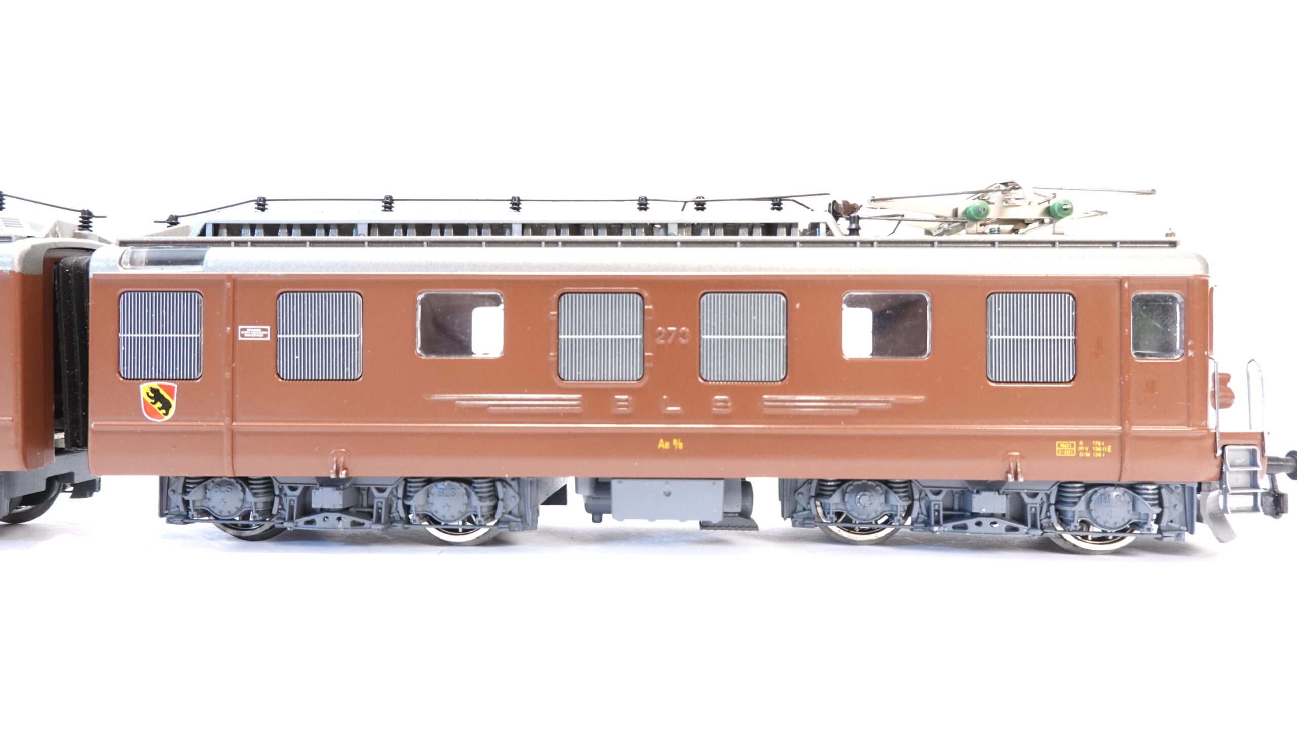 HAG 240 H0 BLS Ae 8/8 273 «Muni», 1-motorig, digital | A1222 8 HAG 240 H0 BLS Ae 8/8 273 «Muni», 1-motorig, digital | A1222 – Bild 8