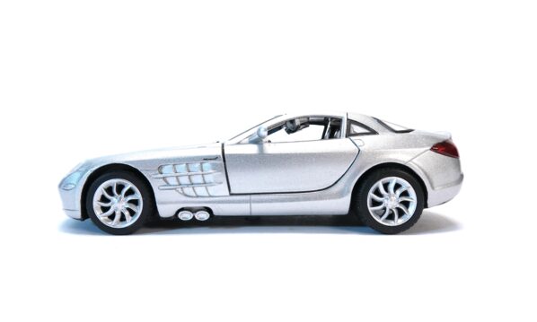 NewRay Mercedes-Benz SLR McLaren silber metallic | A5365