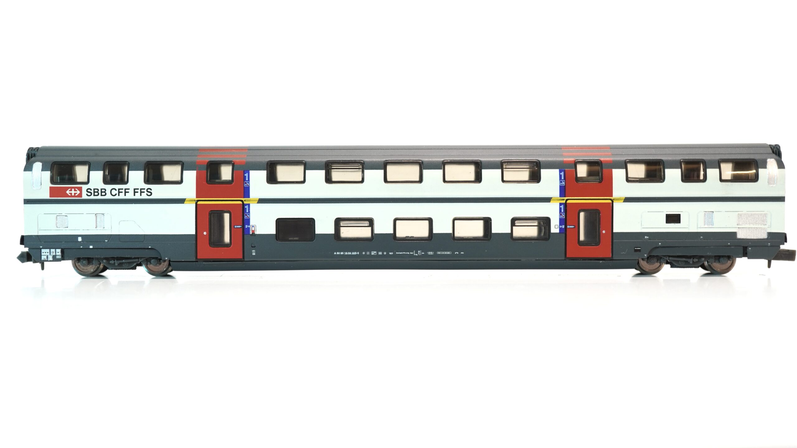 Hobbytrain H2510 N SBB IC2000 Doppelstockwagen 1. Kl | A1276 1 Hobbytrain H2510 N SBB IC2000 Doppelstockwagen 1. Kl | A1276