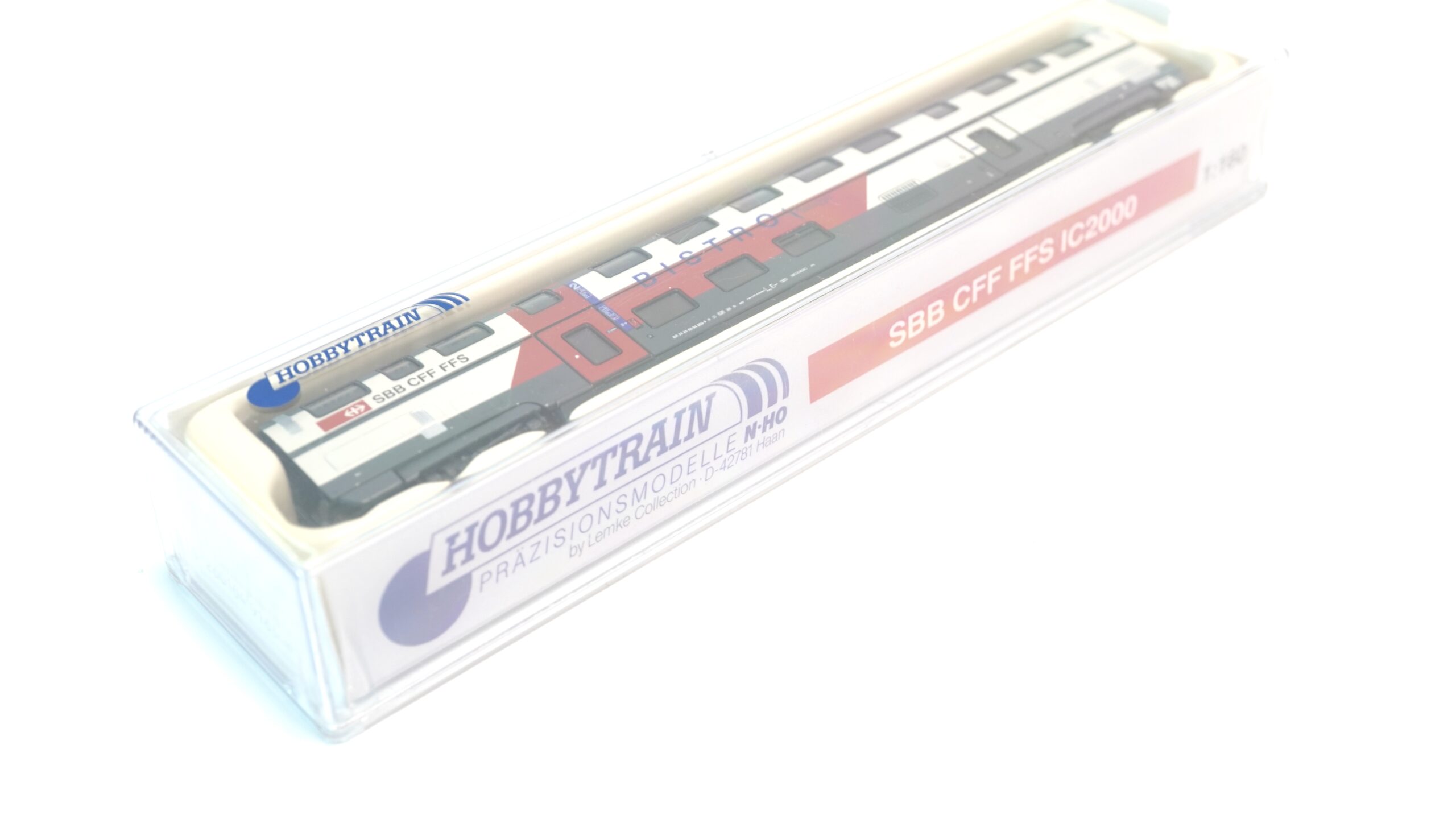 Hobbytrain H25105 N SBB IC2000 Doppelstock-Bistrowagen Bistro Passaggio | A1280 11 Hobbytrain H25105 N SBB IC2000 Doppelstock-Bistrowagen Bistro Passaggio | A1280 – Bild 11