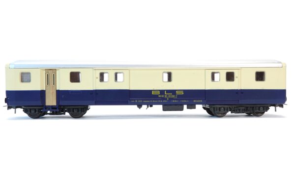 Roco 4240A H0 BLS Leichtstahl-Gepäckwagen Typ D | 0015