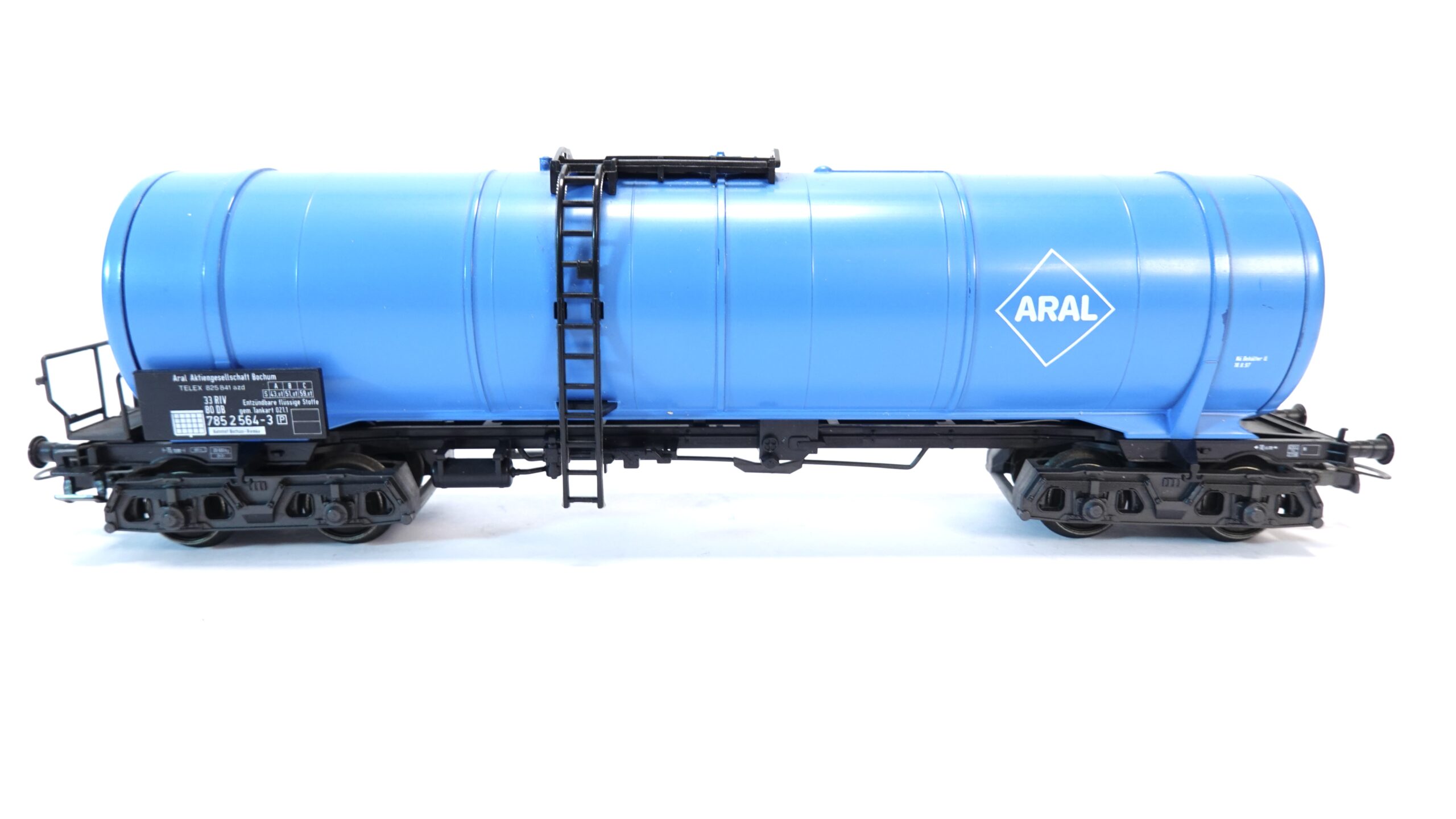 Märklin 4752 H0 DB Kesselwagen ARAL blau bespielt | A1333 1 Märklin 4752 H0 DB Kesselwagen ARAL blau bespielt | A1333