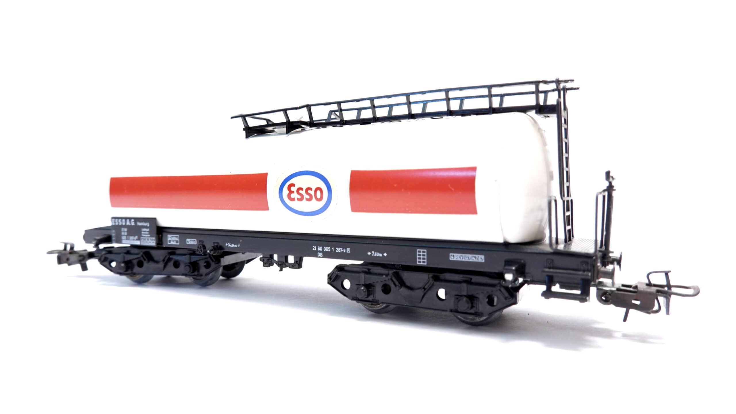 Märklin 4650 H0 DB Kesselwagen Esso weiss stark bespielt | A1337 8 Märklin 4650 H0 DB Kesselwagen Esso weiss stark bespielt | A1337 – Bild 8