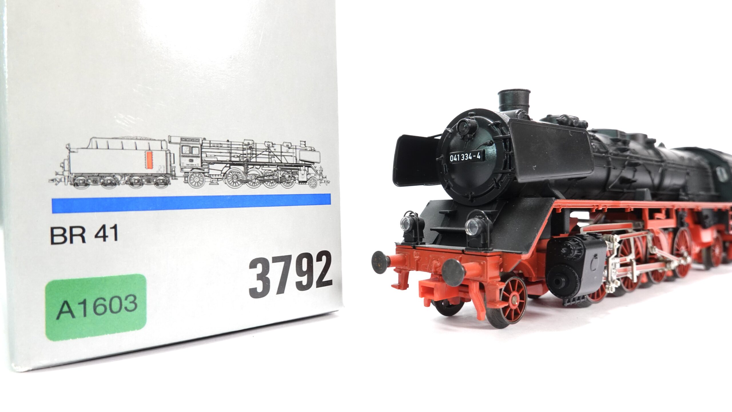 Märklin 3792 H0 DB BR 041 334-4 Dampflok Öl digital | A1603 5 Märklin 3792 H0 DB BR 041 334-4 Dampflok Öl digital | A1603 – Bild 5