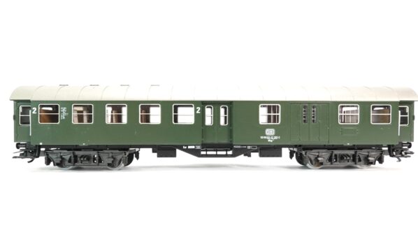 Märklin 4133 H0 DB Mitteleinstieg-Halbgepäckwagen 2. Kl BD4yge | A1632