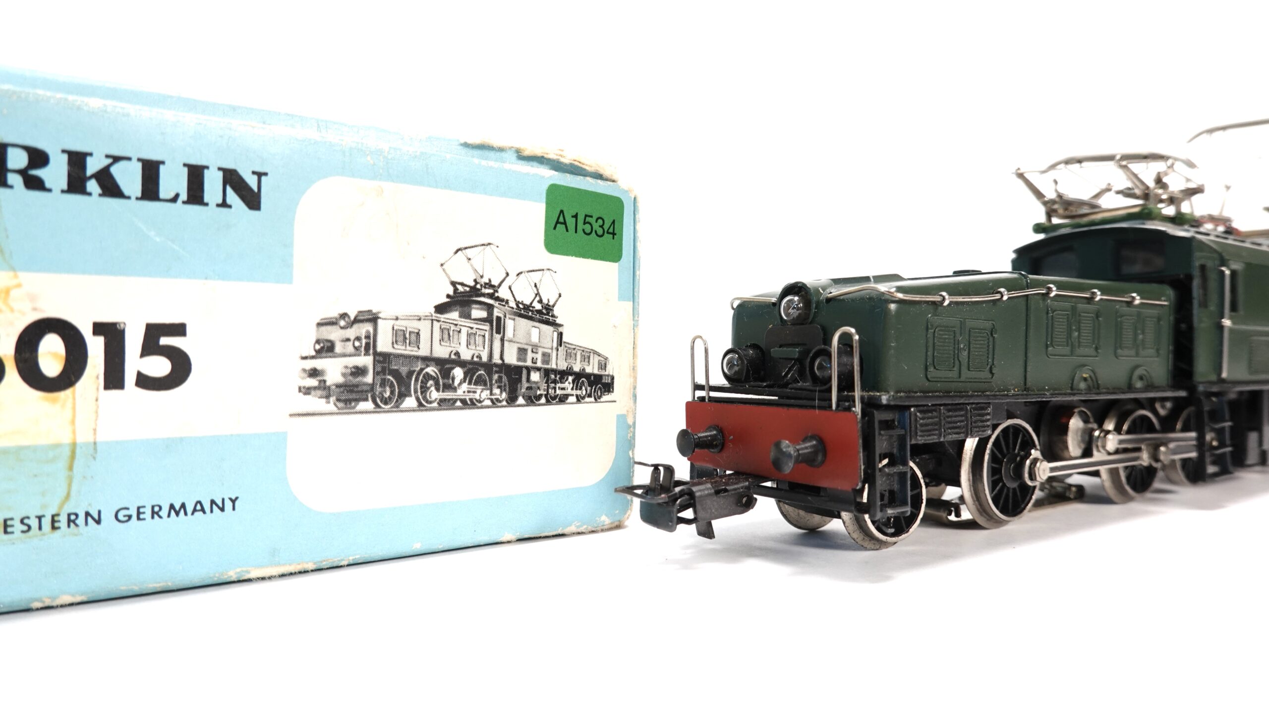 Märklin 3015 H0 SBB Elektrolokomotive Ce 6/8 III Krokodil | A1534 2 Märklin 3015 H0 SBB Elektrolokomotive Ce 6/8 III Krokodil | A1534 – Bild 2