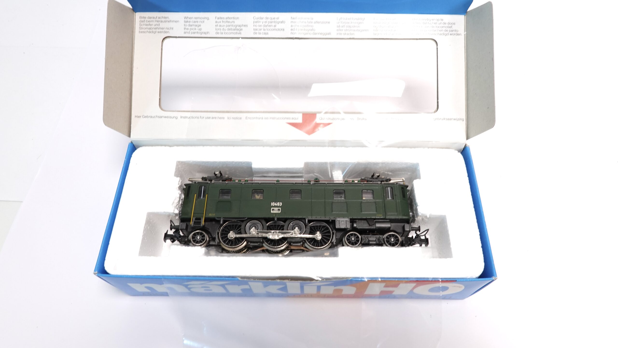Märklin 3169 H0 SBB E-Lok Ae 3/6 II 10453 grün Stangenantrieb | A1567 8 Märklin 3169 H0 SBB E-Lok Ae 3/6 II 10453 grün Stangenantrieb | A1567 – Bild 8