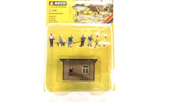 NOCH 12040 H0 Auf dem Bauernhof Schuppen mit Figuren OVP