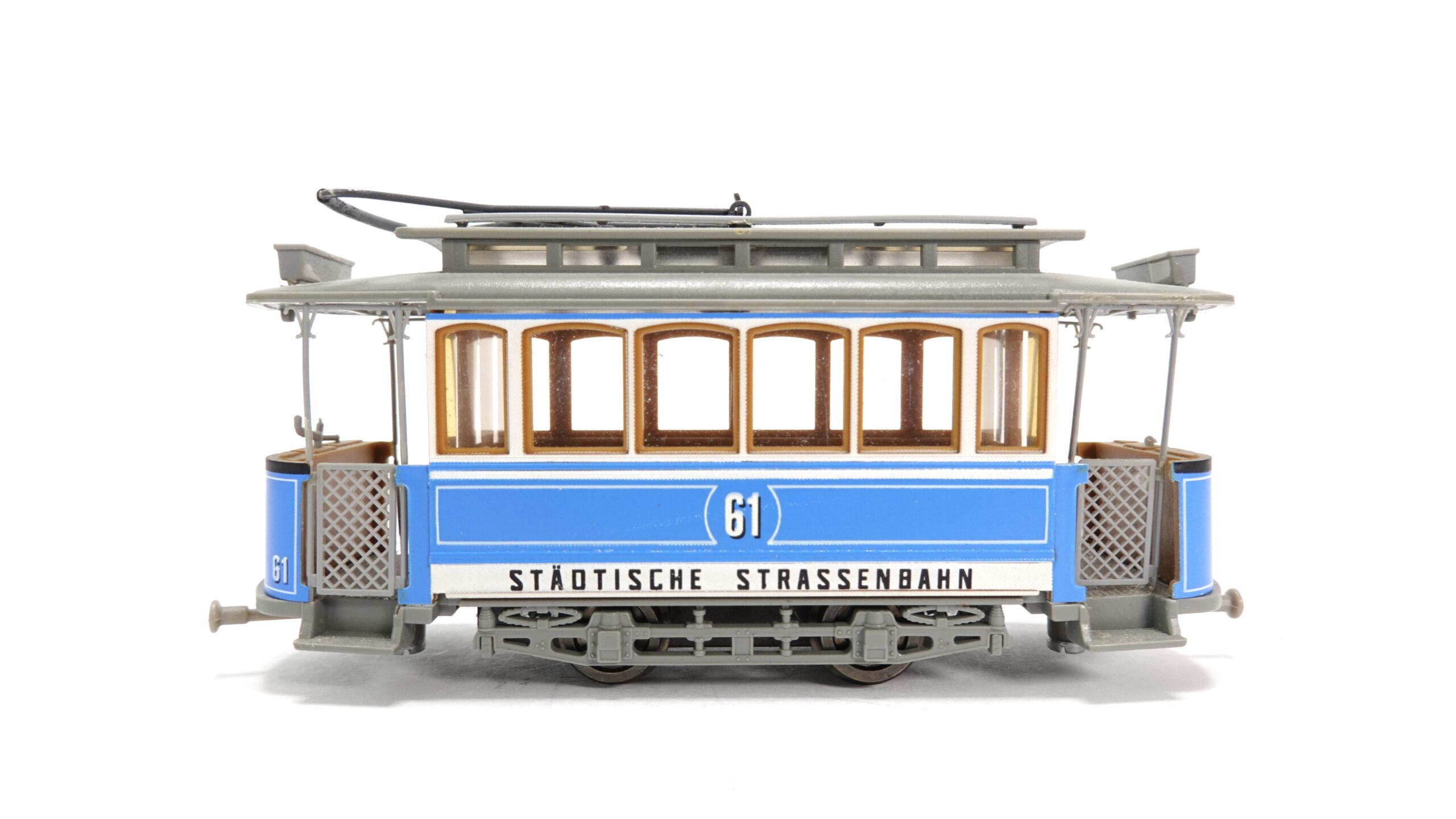 NAVEMO 11.002 H0 StStZ Ce 2/2 61 Tram Strassenbahn Motorwagen DC OVP | A1688 4 NAVEMO 11.002 H0 StStZ Ce 2/2 61 Tram Strassenbahn Motorwagen DC OVP | A1688 – Bild 4