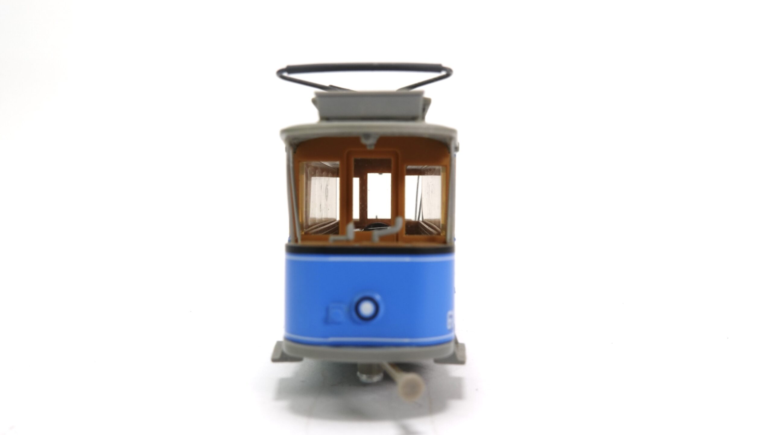 NAVEMO 11.002 H0 StStZ Ce 2/2 61 Tram Strassenbahn Motorwagen DC OVP | A1688 5 NAVEMO 11.002 H0 StStZ Ce 2/2 61 Tram Strassenbahn Motorwagen DC OVP | A1688 – Bild 5