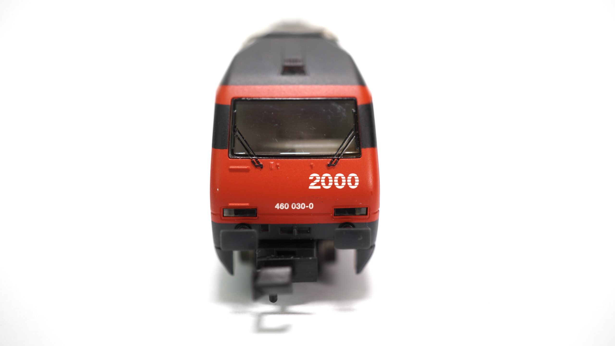 Minitrix 12167 N SBB Re 460 030-0 Säntis Lok 2000 rot | A1748 4 Minitrix 12167 N SBB Re 460 030-0 Säntis Lok 2000 rot | A1748 – Bild 4