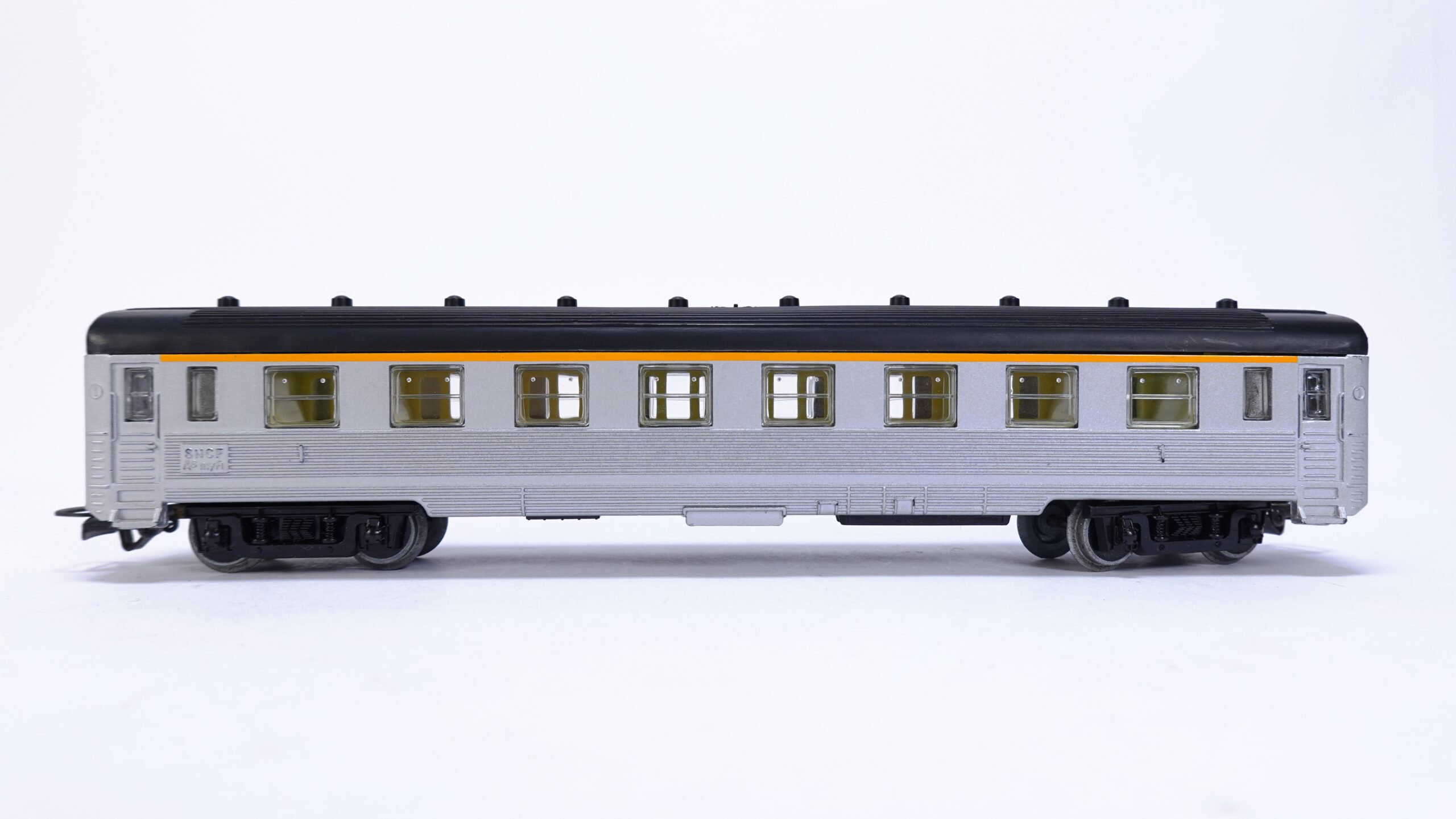 Jouef 463 H0m SNCF Voiture Inox 1. Kl. silber | A1893 2 Jouef 463 H0m SNCF Voiture Inox 1. Kl. silber | A1893 – Bild 2