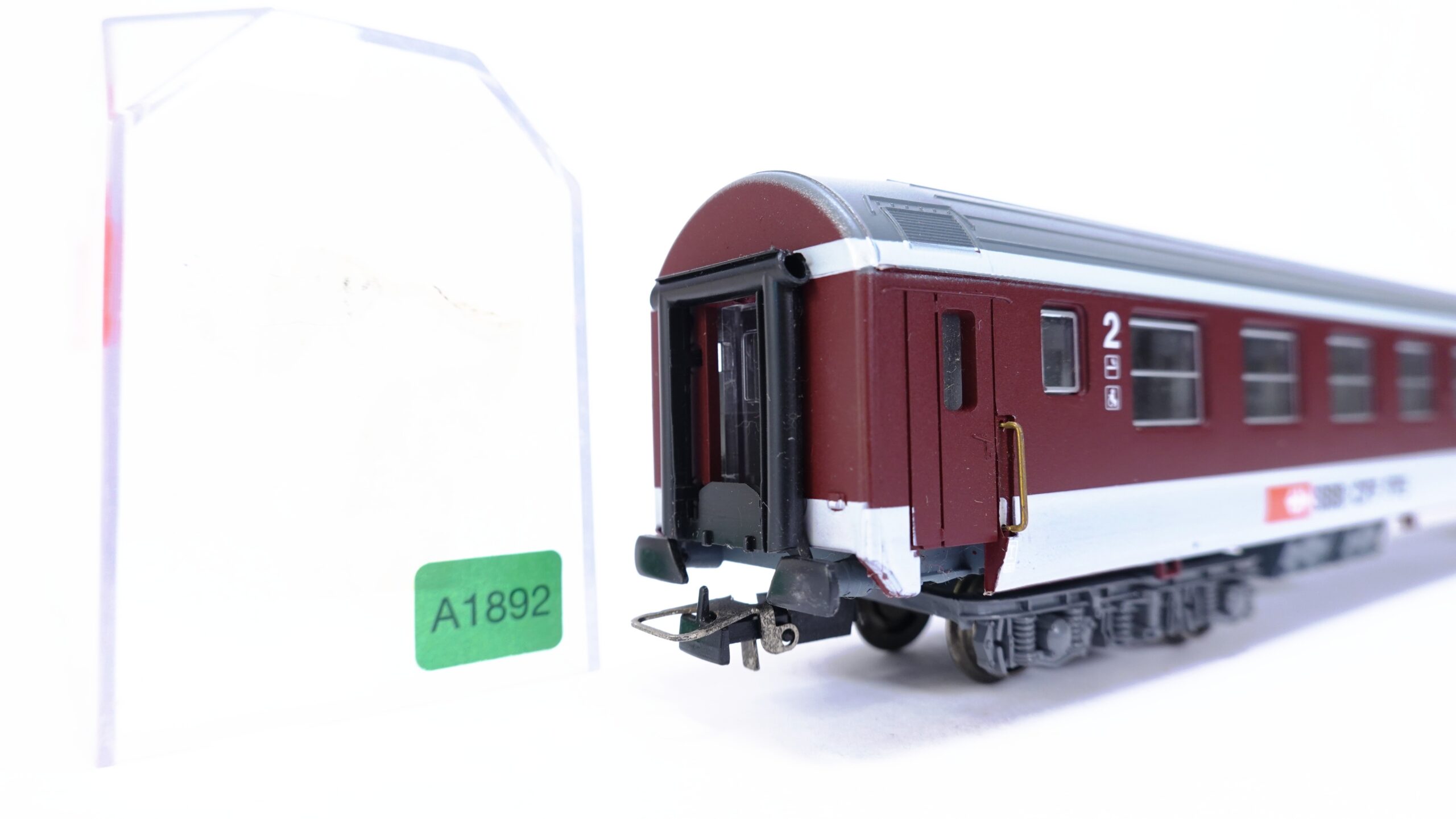 Jouef 574500 H0m SBB Bpm Eurofima 2. Klasse rot/grau | A1892 2 Jouef 574500 H0m SBB Bpm Eurofima 2. Klasse rot/grau | A1892 – Bild 2