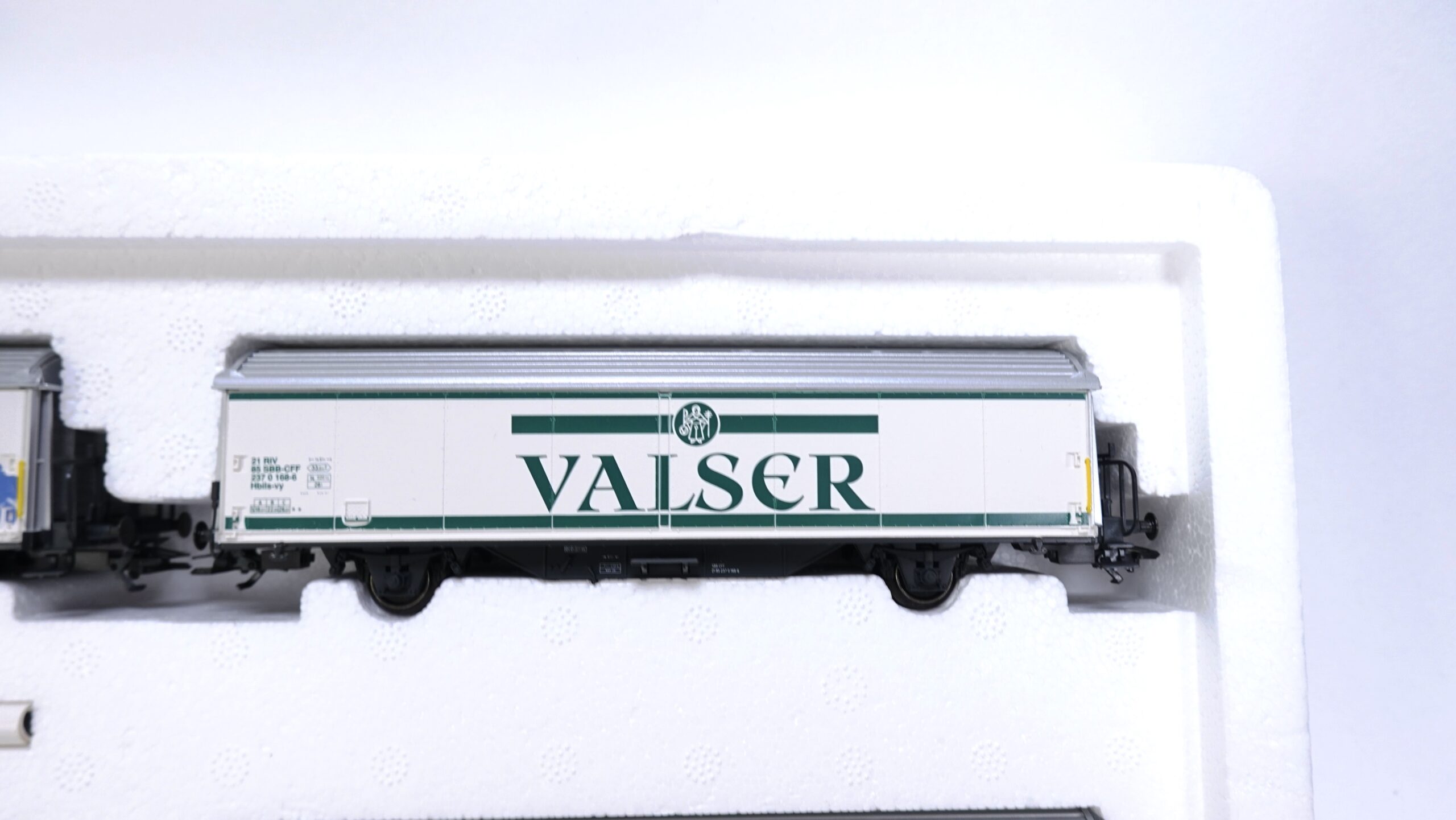 Märklin 4784 H0 SBB 4-tlg. Set Hbils-vy Getränkewagen OVP | A1874 6 Märklin 4784 H0 SBB 4-tlg. Set Hbils-vy Getränkewagen OVP | A1874 – Bild 6