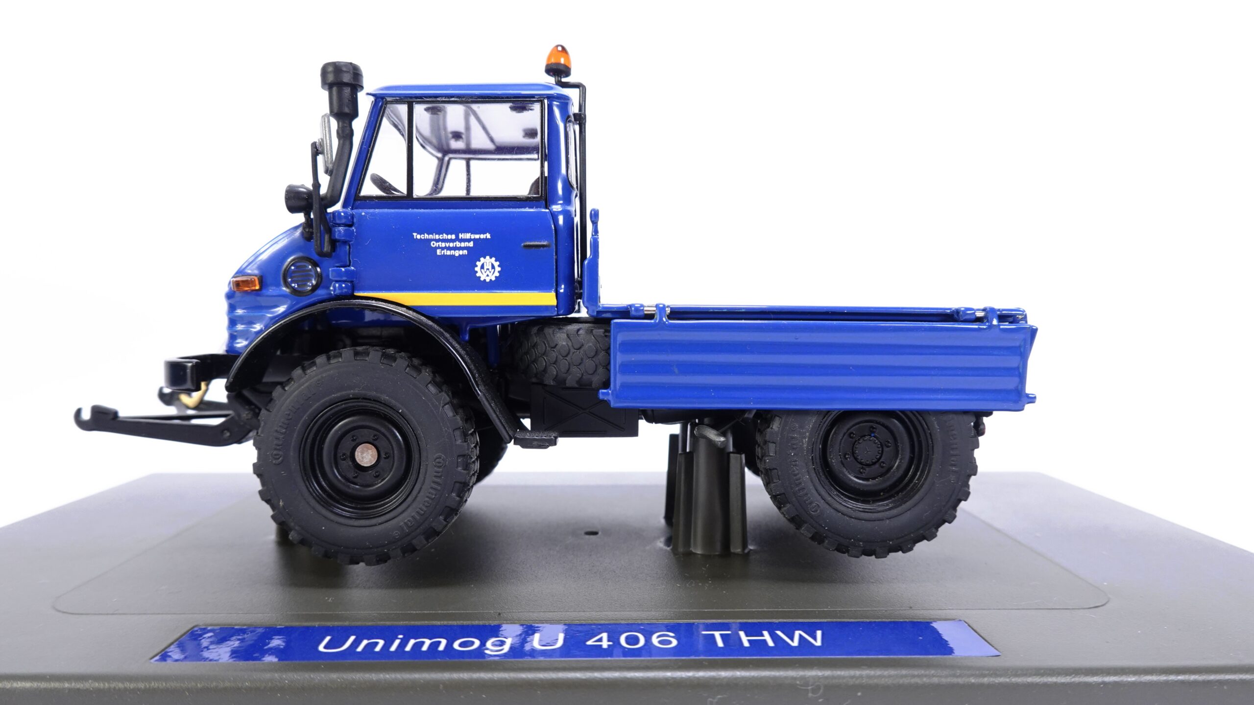 Weise-Toys 2005 1:32 THW Unimog 406 (U84) ERT-8015 Blau | A5450