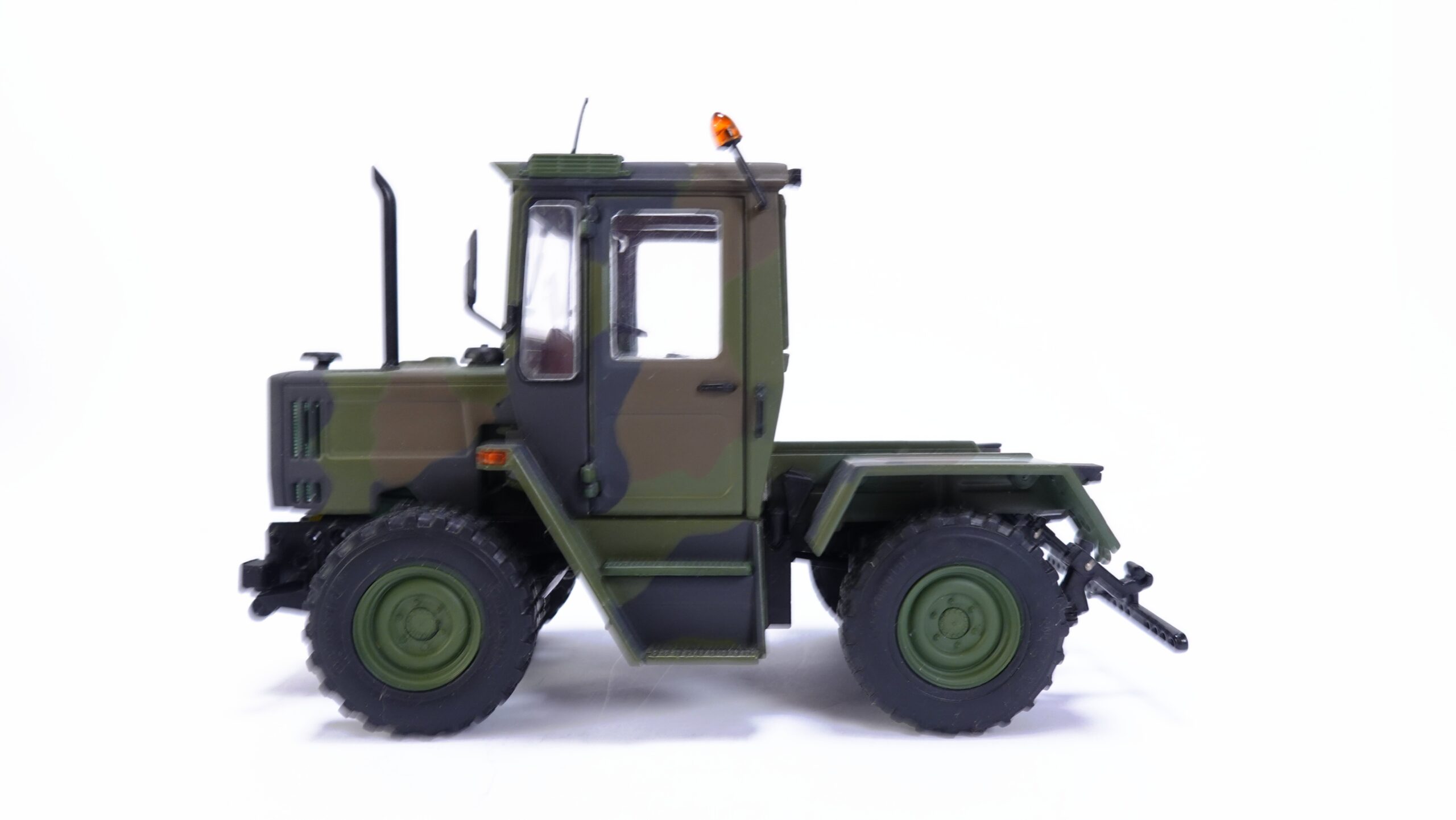 Weise-Toys 2039 1:32 KLu MB-trac 700 K Flecktarn LM 11/77 | A5451 5 Weise-Toys 2039 1:32 KLu MB-trac 700 K Flecktarn LM 11/77 | A5451 – Bild 5
