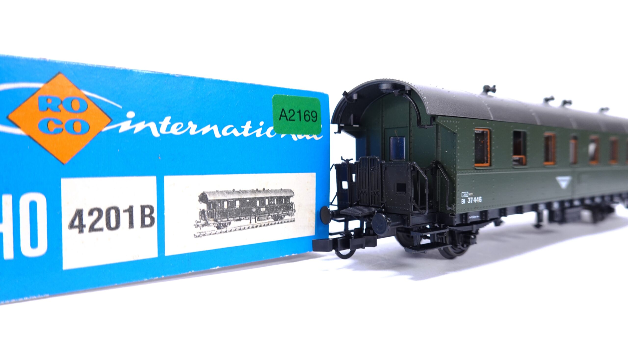 Roco 4201B H0 ÖBB Spantenwagen Bi 2. Klasse grün | A2169 10 Roco 4201B H0 ÖBB Spantenwagen Bi 2. Klasse grün | A2169 – Bild 10