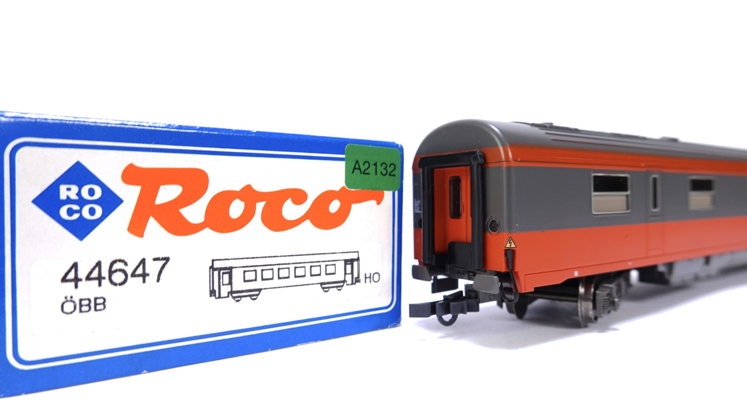 Roco 44647 H0 ÖBB Eurofima Speisewagen rot/grau | A2132 2 Roco 44647 H0 ÖBB Eurofima Speisewagen rot/grau | A2132 – Bild 2