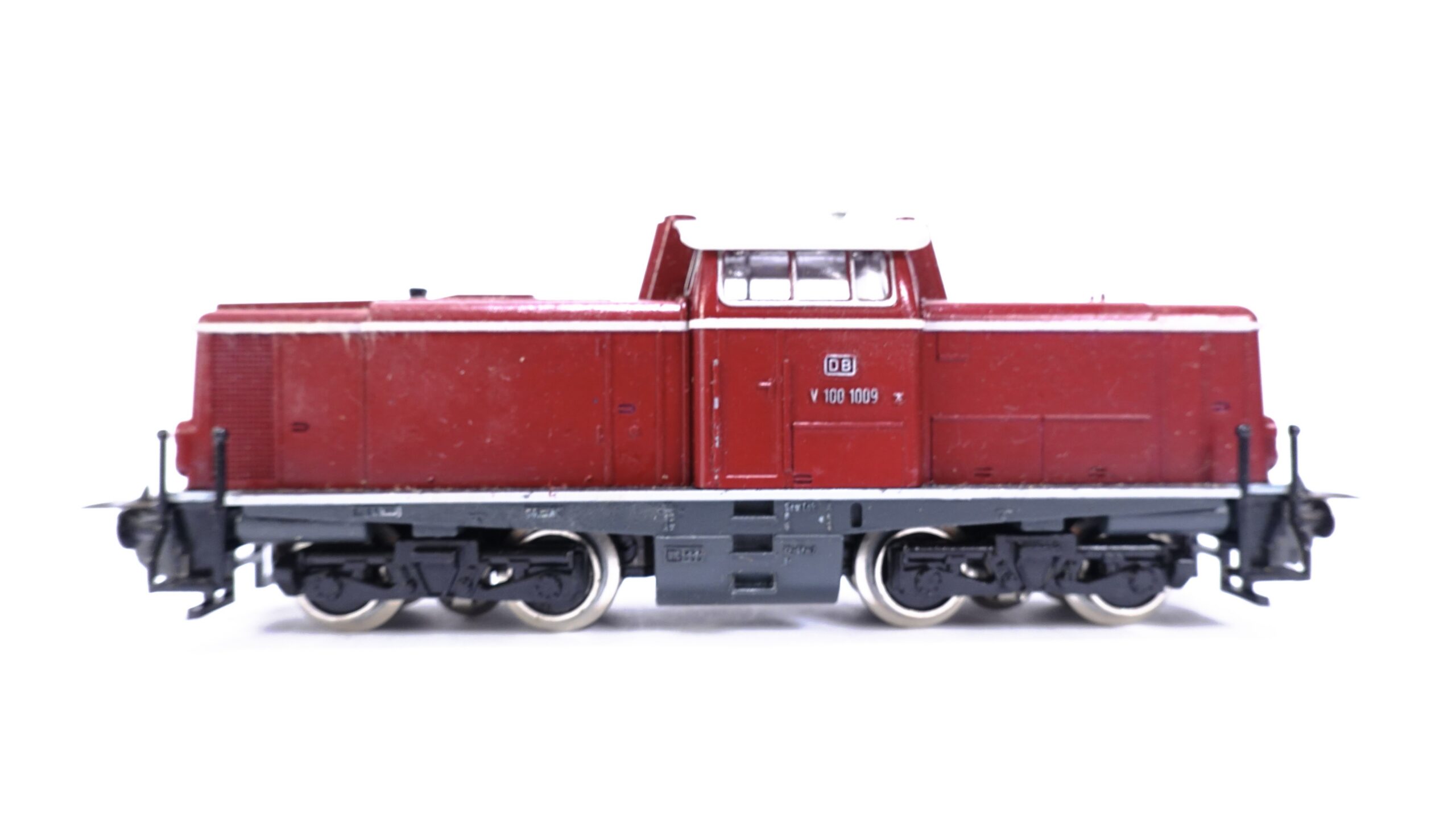 Trix Express 2267 H0 DB Diesellok V 100 rot | A2039