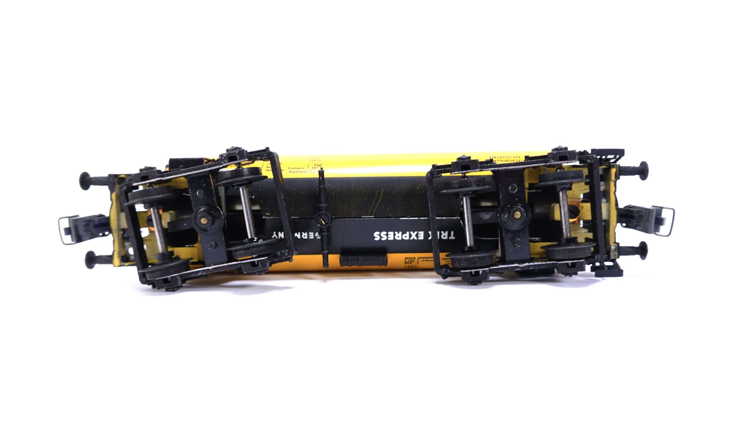 Trix Express 3696 H0 DB Kesselwagen Shell gelb | A2099 6 Trix Express 3696 H0 DB Kesselwagen Shell gelb | A2099 – Bild 6