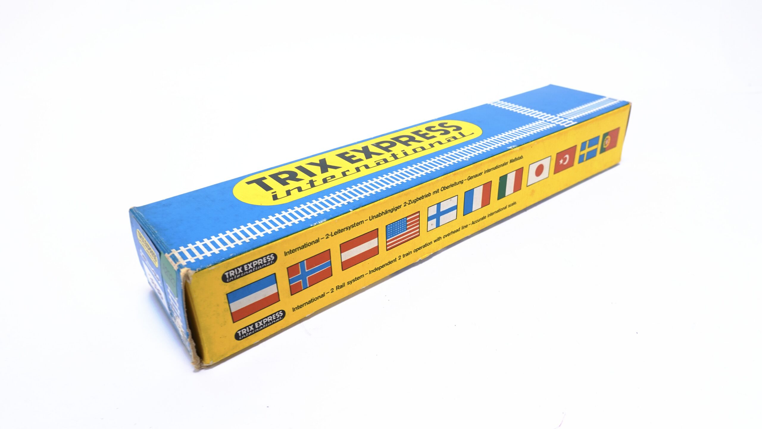 Trix Express 3698 H0 DB Tiefladewagen 6-achsig dunkelgrau | A2023 8 Trix Express 3698 H0 DB Tiefladewagen 6-achsig dunkelgrau | A2023 – Bild 8