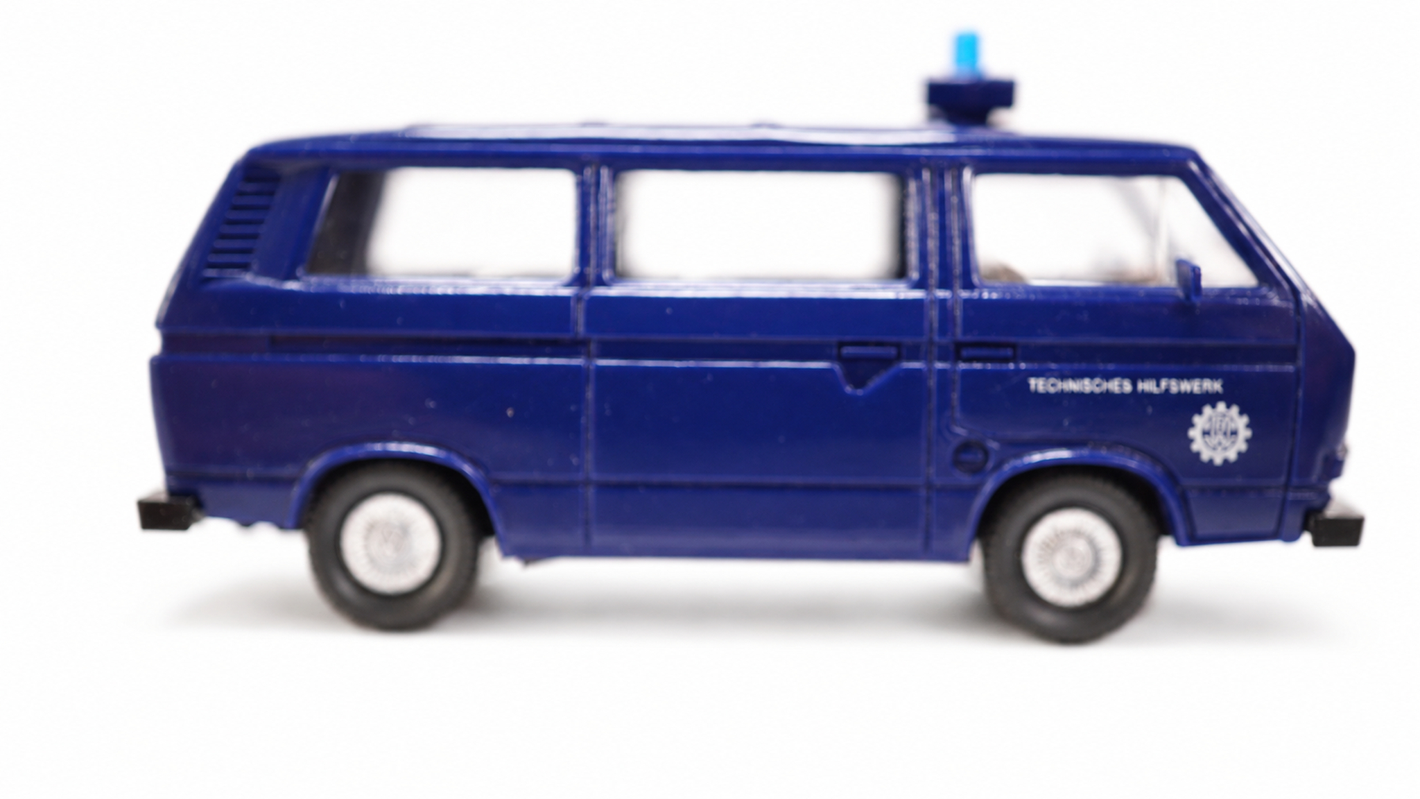 Wiking H0 VW T3 Bus THW blau | A2270 2 Wiking H0 VW T3 Bus THW blau | A2270 – Bild 2